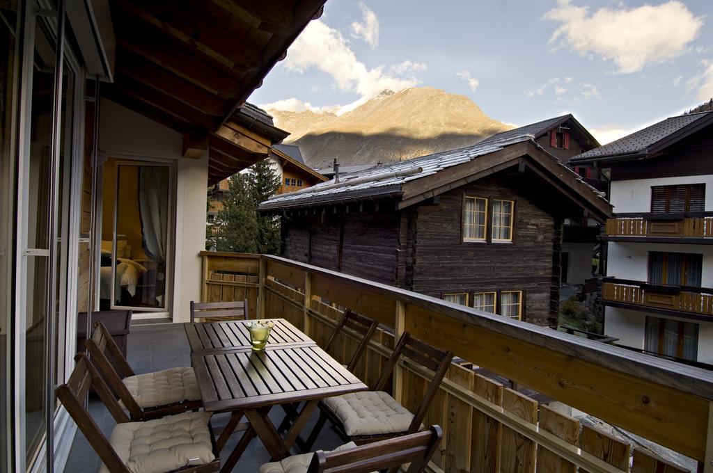Chalet Sunshine Saas-Fee Zimmer foto